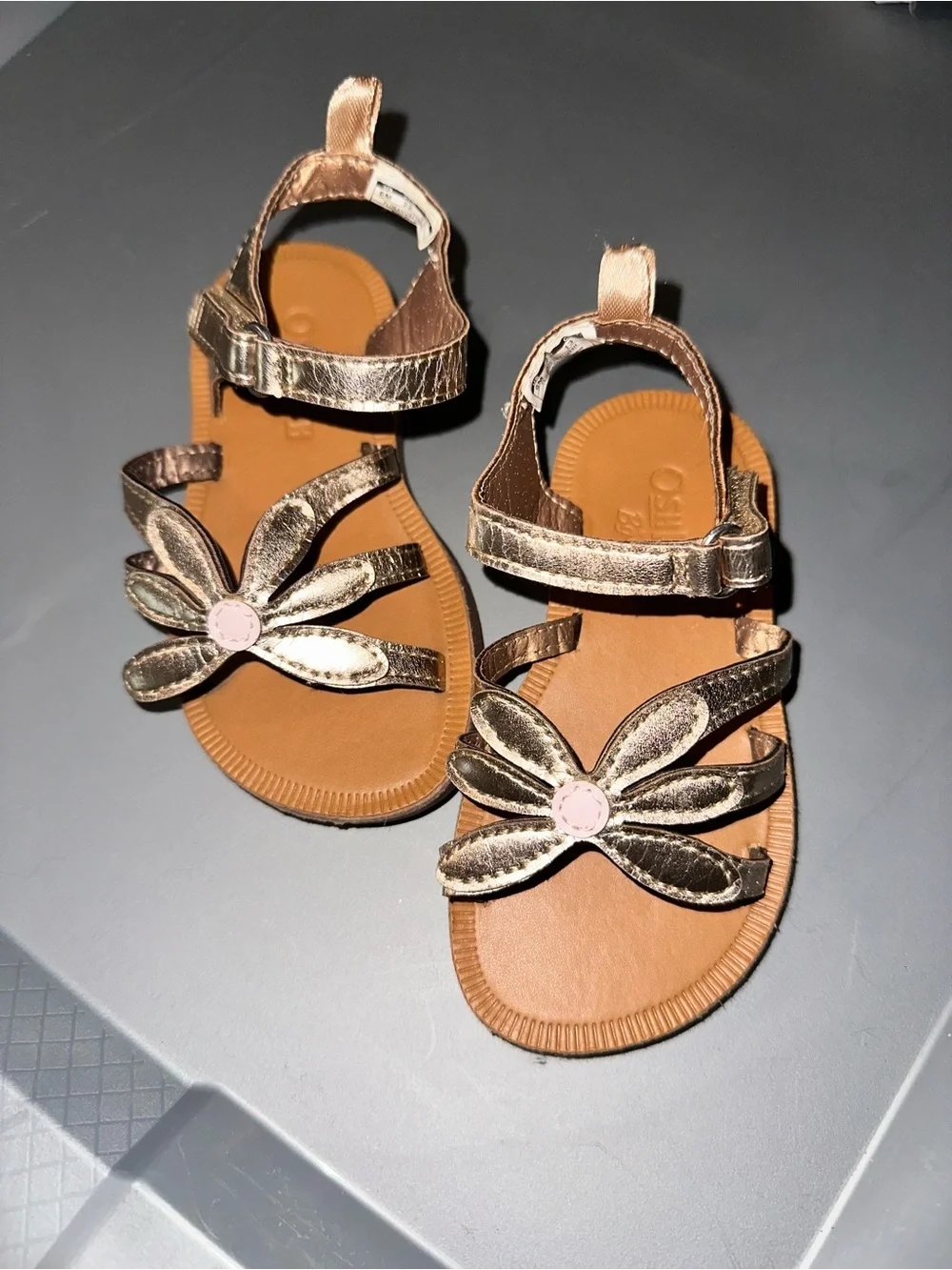 OshKosh B'gosh Metallic Gold Flower Strap Sandals